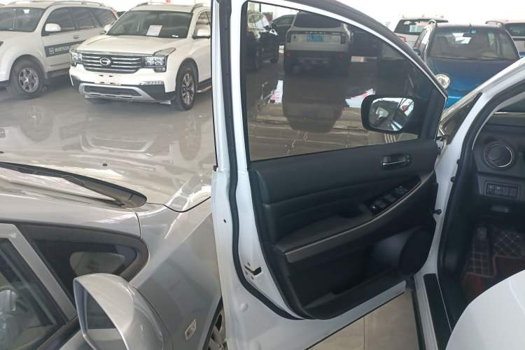 Used Mazda CX-7 2014 2.5L 2WD Luxury Edition
