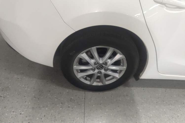 Used Mazda Mazda 3 Axela 2017 Sedan 1.5L Automatic Comfort Model Emission Standard China V
