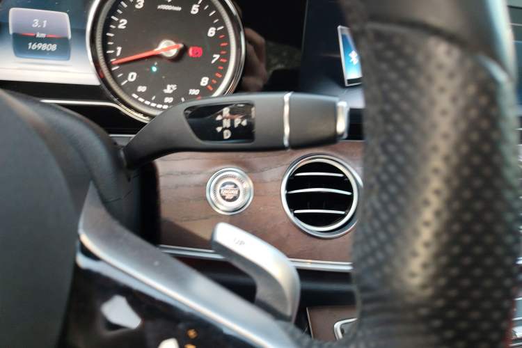 Used Mercedes-Benz E-Class 2017 E 200 Sport 4MATIC
