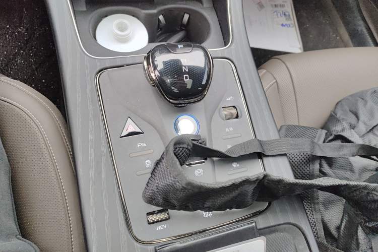 Used BYD Han 2024 DM-i Glory Edition 121KM Prestige Model