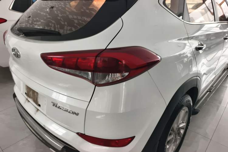 Used Hyundai Tucson 2015 1.6T Dual-Clutch Two-Wheel-Drive Smart Model
