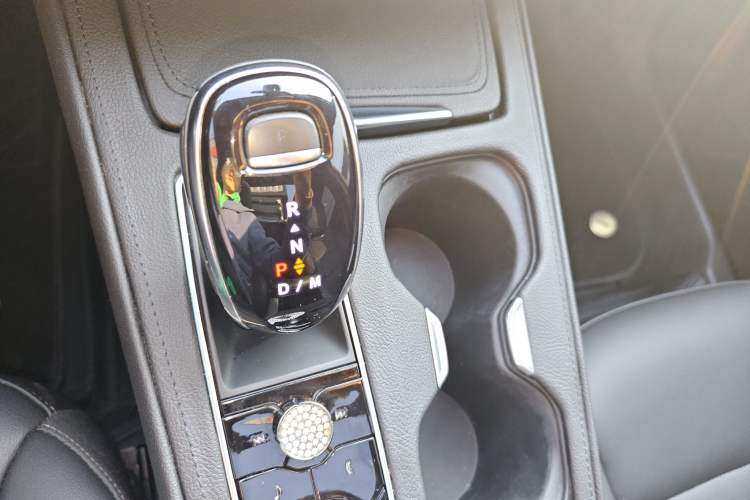 Used Cadillac XT4 2021 28T Two-Wheel Drive Luxury Version
