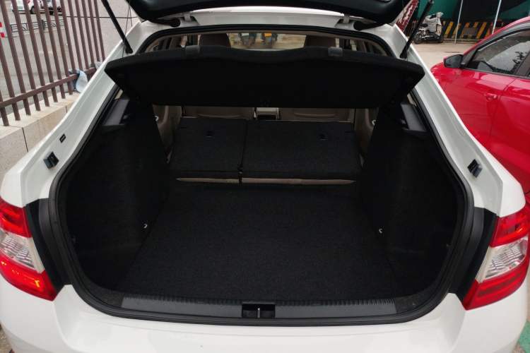 Used Skoda Octavia 2017 1.6L Automatic Chuanxing Edition
