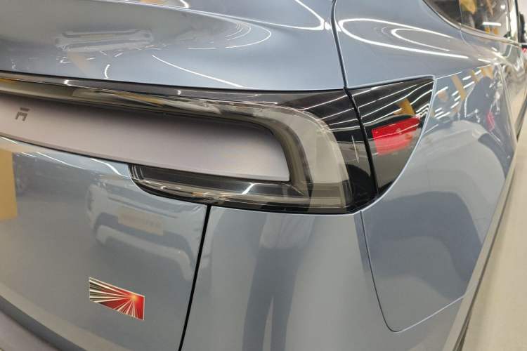 Used Tesla Model Y 2025 Long-Range All-Wheel Drive First Edition
