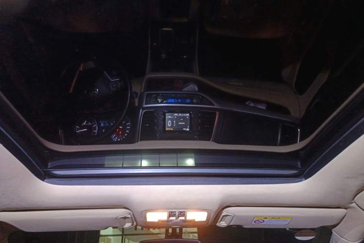 Used Toyota Highlander 2015 2.0T Four-Wheel Drive Luxury Edition 7-Seater
