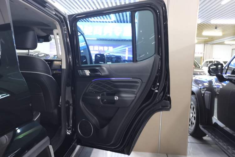 Used Tank 300 2023 City Edition 2.0T—Stylish as Ever
