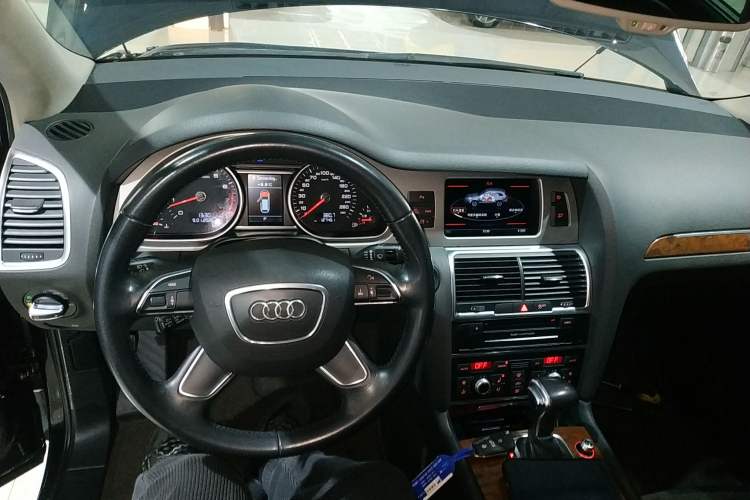 Used Audi Q7 2015 35 TFSI Ambition Edition
