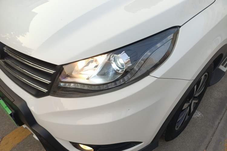 Used Dongfeng Fengon 580 2017 1.5T CVT Luxury Model