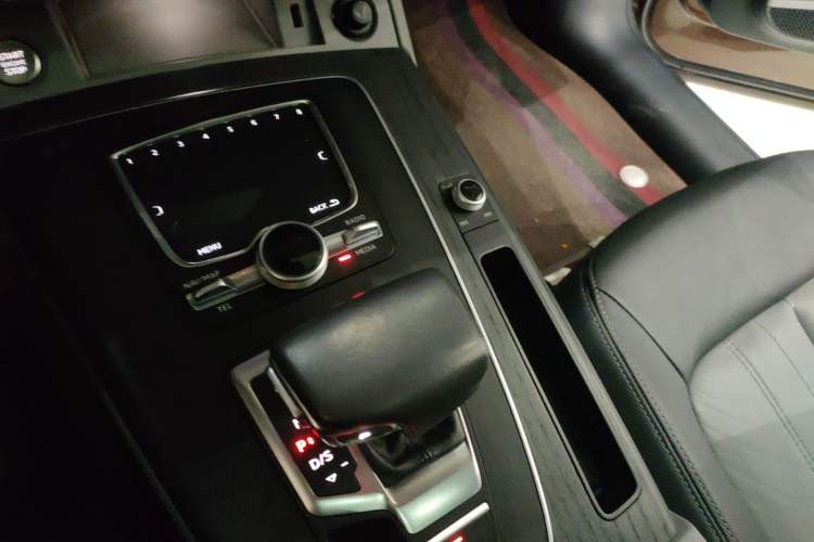 Used Audi Q5L 2018 45 TFSI Prestige Fashion Edition China V Emission Standard