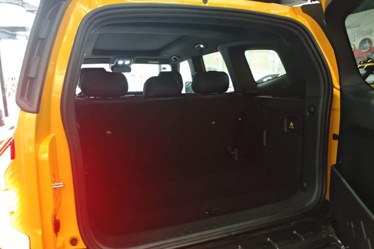 Used  G318 2025 Worry-Free Adventure Edition Four-Wheel Drive Secret Realm Version