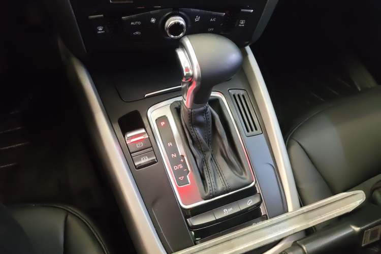 Used Audi Q5 2015 40 TFSI Trendy Edition
