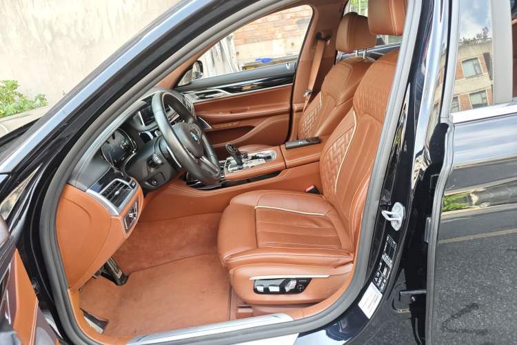 Used BMW 7 Series 2018 740Li xDrive Luxury Edition M Sport Package
