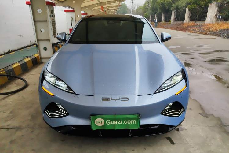 Used BYD Seal 2022 700 km Long-Range Rear-Wheel-Drive Version
