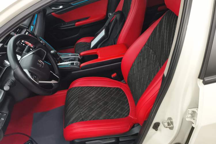 Used Honda Civic 2016 220TURBO CVT Luxury Edition
