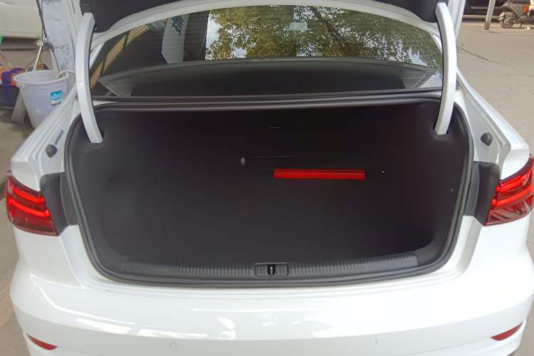 Used Audi A3 2020 Limousine 35 TFSI Fashion Edition China VI Emission Standard