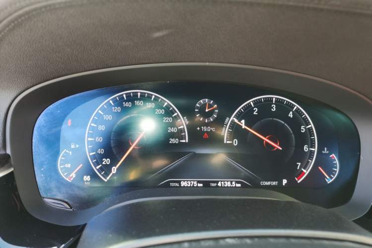 Used BMW 5 Series 2019 530Li Leading Model M Sport Package
