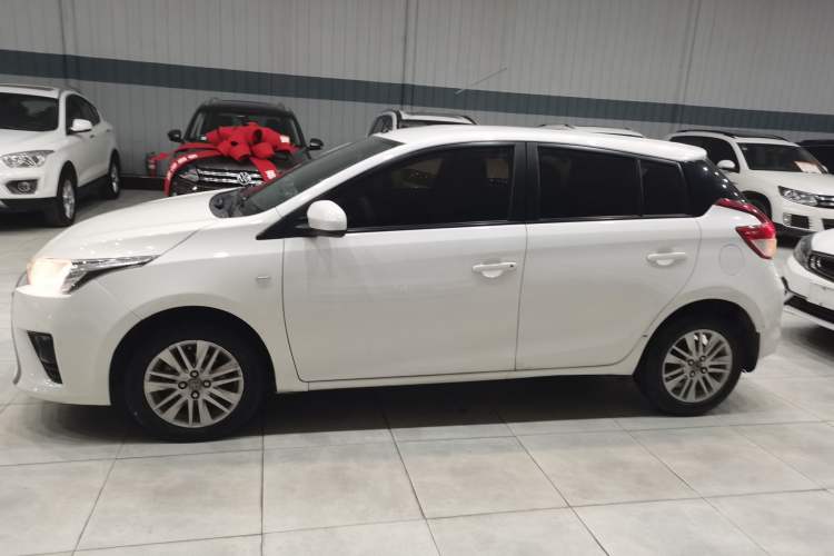 Used Toyota YARiS L 2015 1.5E Automatic Charm Edition
