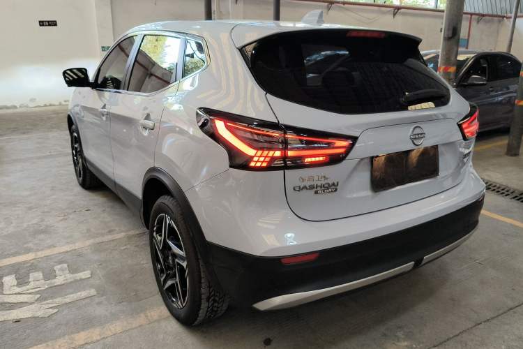 Used Nissan Qashqai 2025 Honor 2.0L CVT XV+ Leading Edition