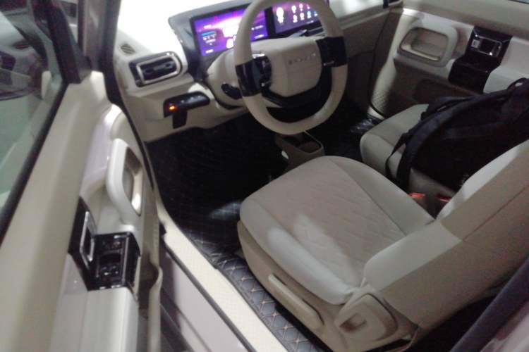 Used Baojun KiWi EV 2023 DJI Edition Lithium Iron Phosphate