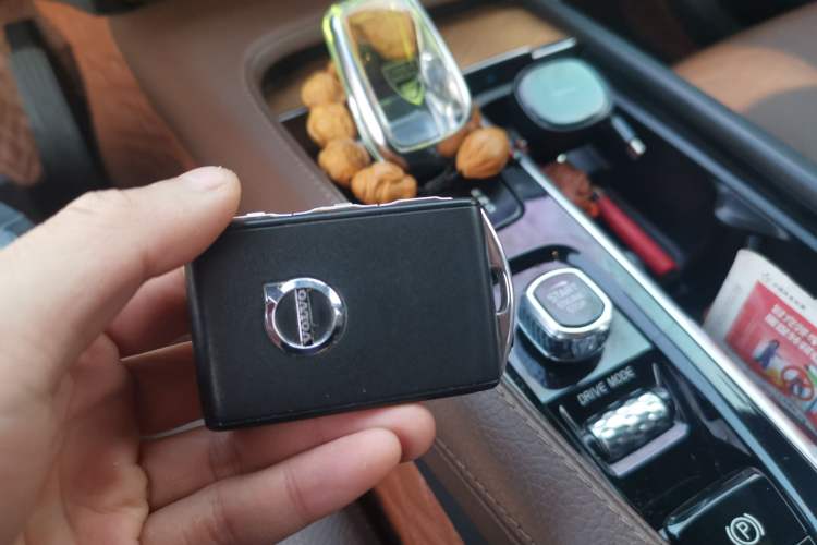 Used Volvo XC90 2021 B5 SmartDrive Luxury Edition 5-seater
