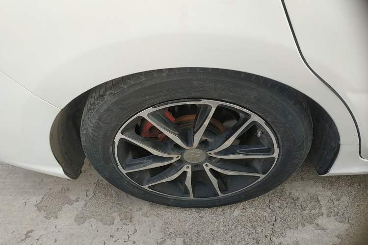 Used BYD Song MAX 2017 1.5T Automatic Smart Connect Luxury 7-Seater