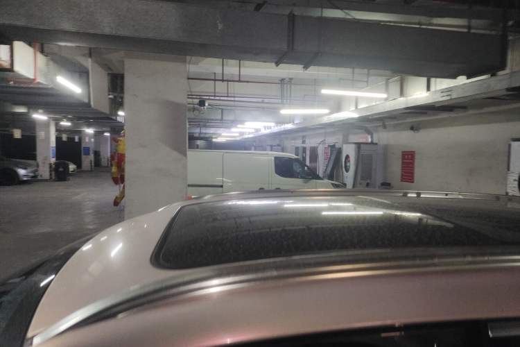 Used BYD Tang New Energy 2019 DM 2.0T All-Wheel Drive Smart Connectivity Enjoyment Model 7 Seats China VI Standard