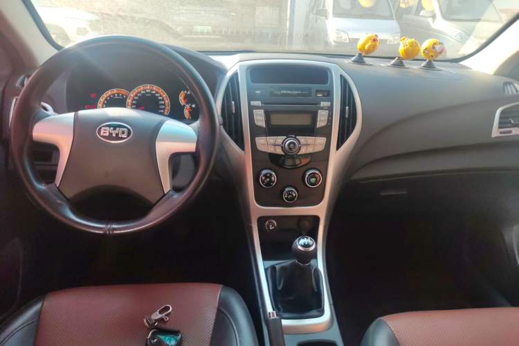 Used BYD F3 2015 Energy-Efficient Model 1.5L Manual Comfort Edition
