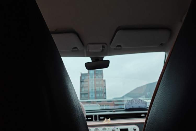 Used Wuling Hongguang MINIEV 2021 Macaron Premium Model – Lithium Iron Phosphate