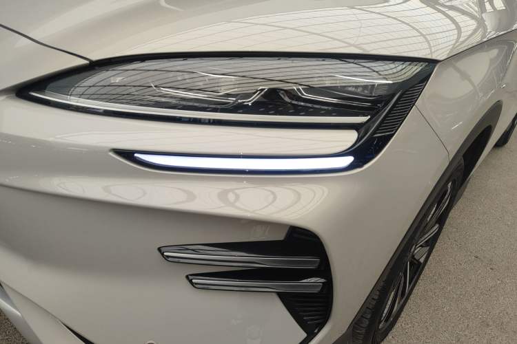 Used BYD Song PLUS New Energy 2025 EV 520km Premium Version