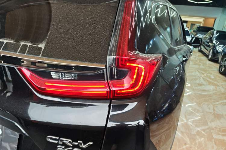 Used Honda CR-V 2021 240TURBO CVT 2WD Fashion Edition