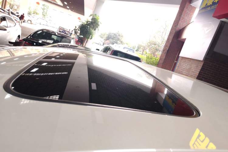 Used Honda Elysion 2019 2.0L Hybrid Luxury Edition