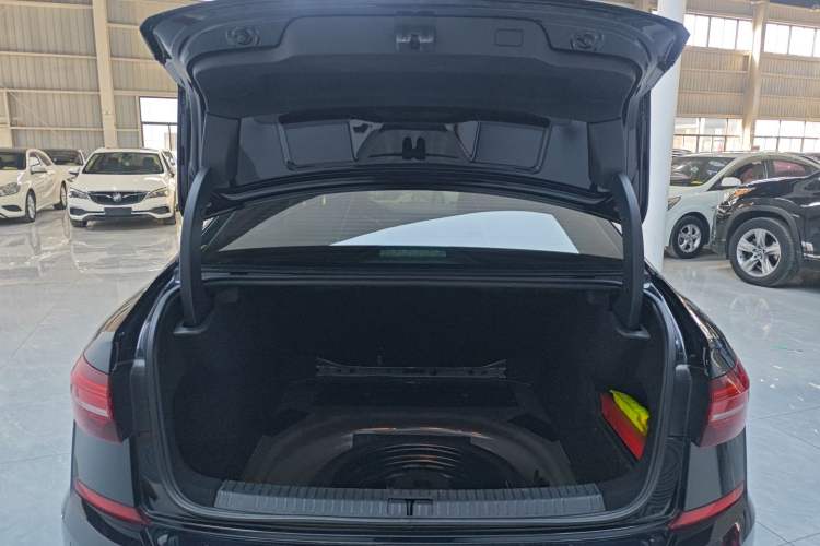 Used Volkswagen Passat 2019 330TSI Elite Edition China VI
