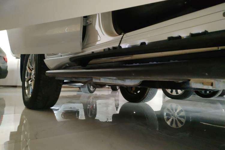 Used Toyota Prado 2018 3.5L Automatic VX NAVI with Rear-Mounted Spare Tire
