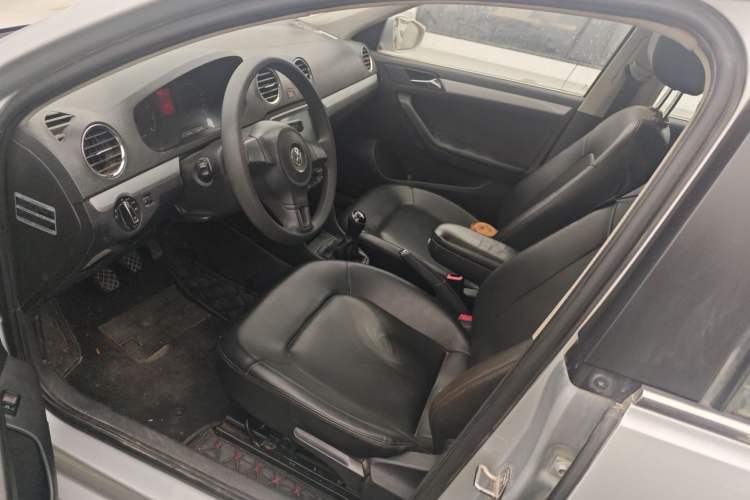 Used Volkswagen Jetta 2015 1.4L Manual Comfort Model