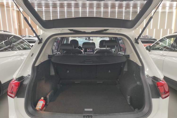 Used Volkswagen Tiguan L 2022 330TSI Automatic Two-Wheel Drive Comfort Edition