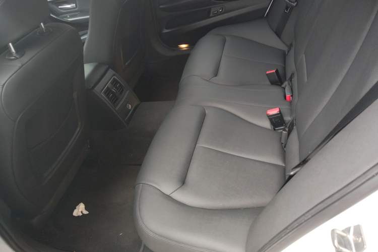 Used BMW 3 Series 2017 320Li Fashion Model
