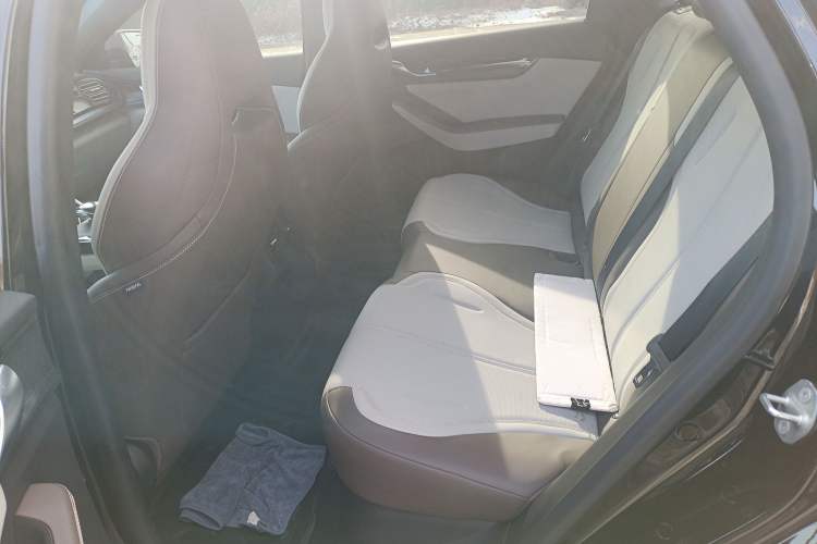 Used BYD Qin PLUS 2024 HONOR Edition DM-i 55KM Leading Model
