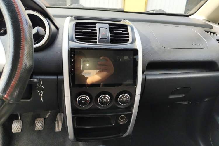 Used Changan CX20 2014 1.4L Manual Sport Edition China V Standard
