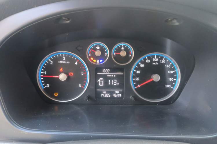 Used Foton Toano 2022 2.0T Manual Tongtu Multi-Function Long Wheelbase Mid-Roof Single-Tire 5/6/7/9-Seater 4F20TC3
