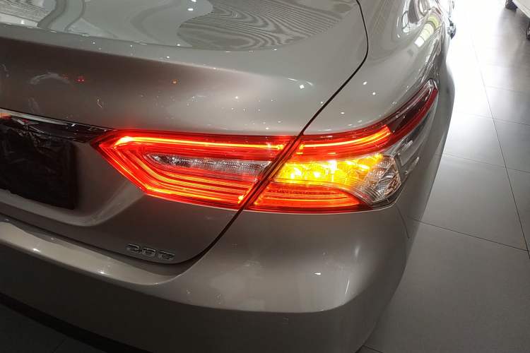 Used Toyota Camry 2019 Revised Version 2.0G Luxury Edition