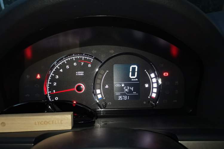 Used Roewe 350 2015 1.5L Manual Luxury Sunroof Edition