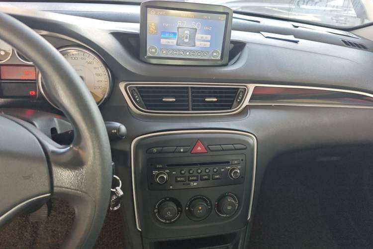 Used Peugeot 308 2014 Enjoy Edition Classic 1.6L Manual YouShang Model
