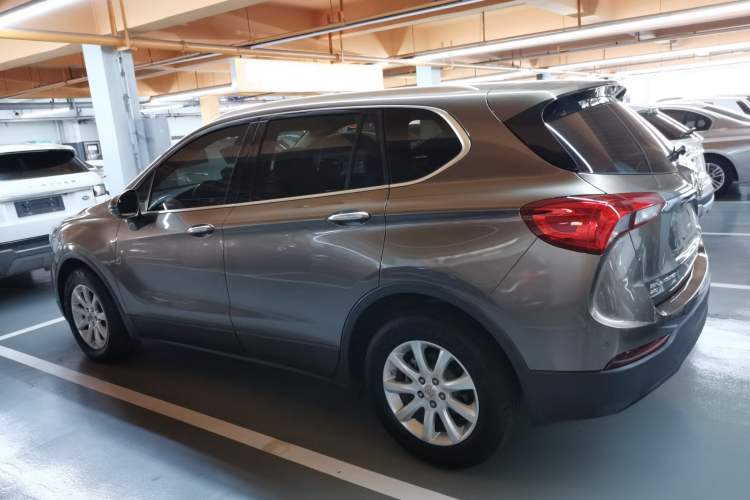 Used Buick Envision 2018 20T Two-Wheel-Drive Elite Model

