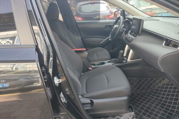 Used Toyota Corolla Cross 2022 2.0L Pioneer Edition
