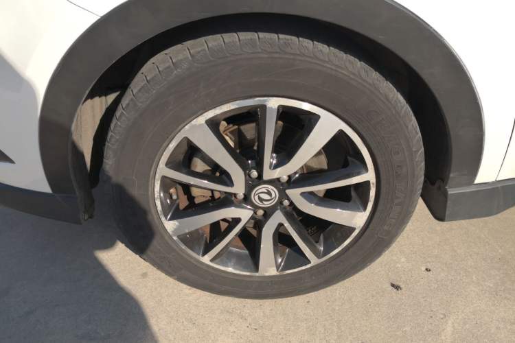 Used Dongfeng Fengon 580 2017 1.5T CVT Luxury Model
