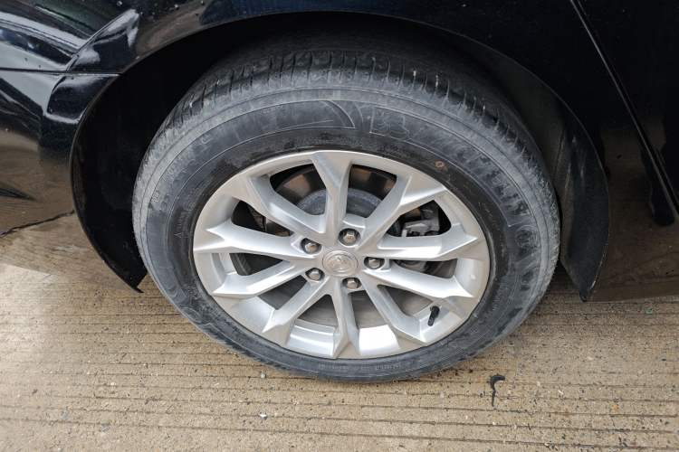 Used Buick LaCrosse 2022 552T Luxury Version
