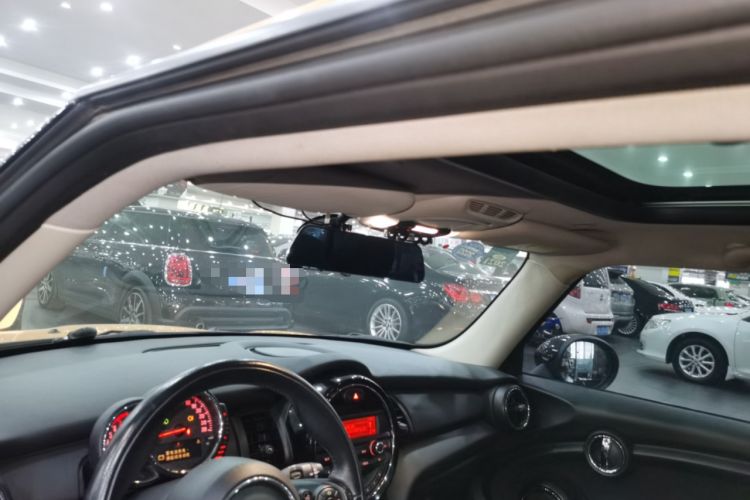 Used  MINI 2016 1.2T ONE Pioneer Edition
