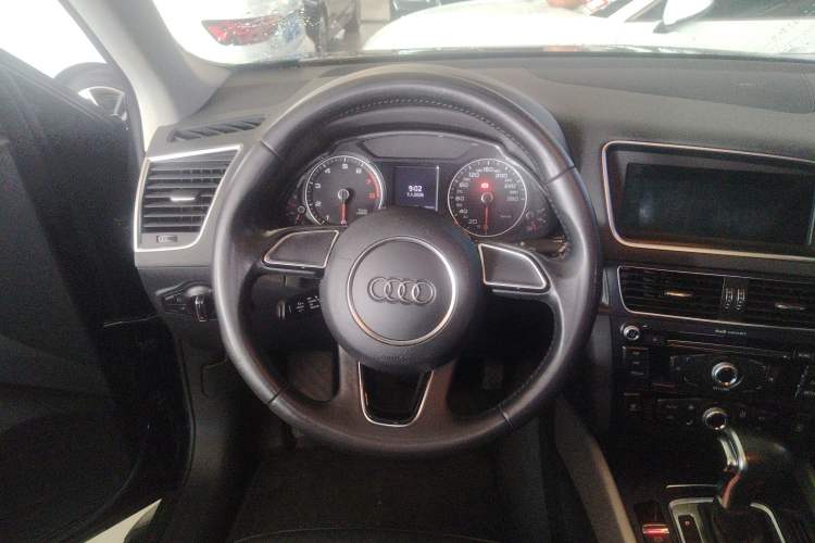 Used Audi Q5 2017 40 TFSI Ambition Edition
