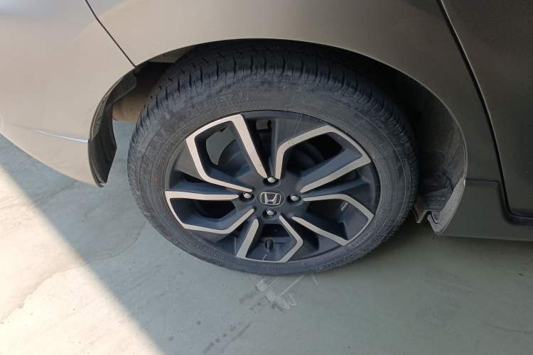 Used Honda LIFE 2021 1.5L CVT SPORT Heartbeat Edition
