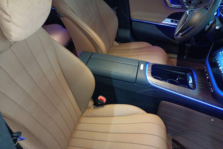 Used Mercedes-Benz E-Class 2025 E 300 L Luxury Model